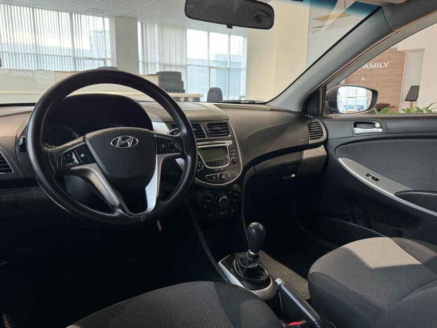 Hyundai Solaris I Челябинск  - изображение 15