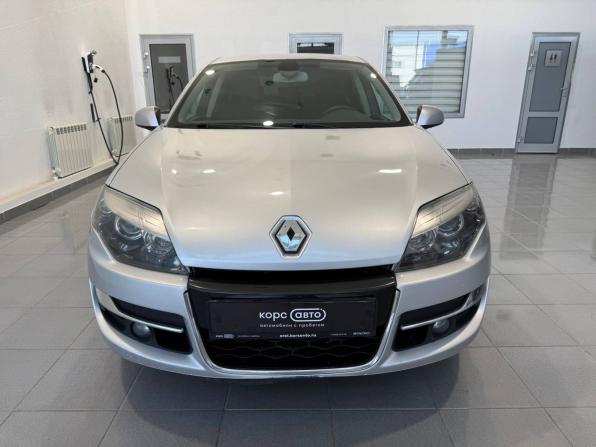 Renault Laguna III Рестайлинг с пробегом 2011 года, цена 500 000 рублей, 339755 км, лифтбек, Автокод Объявления
