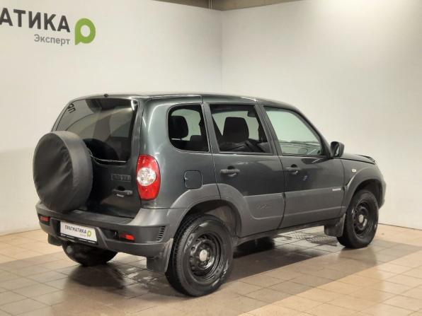 Chevrolet Niva I Рестайлинг с пробегом 2018 года, цена 625 000 рублей, 136000 км, внедорожник, Автокод Объявления
