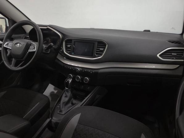 Lada (ВАЗ) Vesta I Рестайлинг (NG) с пробегом 2024 года, цена 1 320 000 рублей, 25699 км, седан, Автокод Объявления