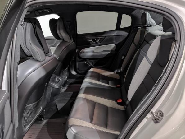 Volvo S60 III с пробегом 2019 года, цена 2 765 000 рублей, 102420 км, седан, Автокод Объявления
