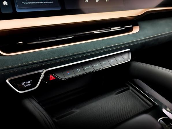 Geely Monjaro I с пробегом 2023 года, цена 3 080 000 рублей, 77984 км, внедорожник, Автокод Объявления