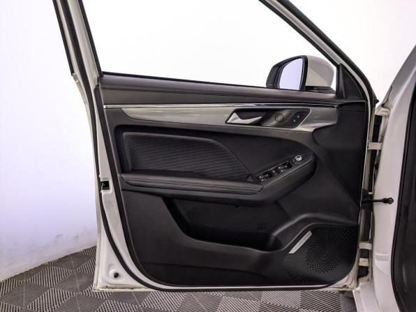 Haval Jolion I с пробегом 2023 года, цена 1 300 000 рублей, 157074 км, внедорожник, Автокод Объявления
