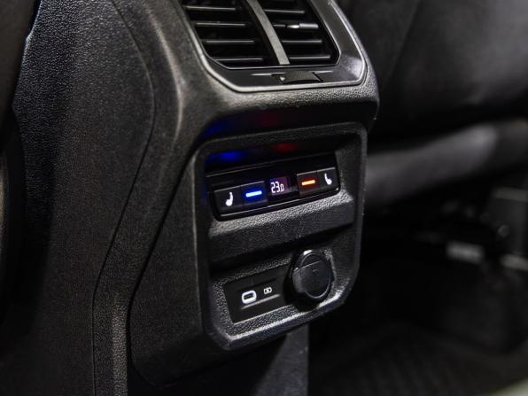 Volkswagen Tiguan II Рестайлинг с пробегом 2021 года, цена 3 250 000 рублей, 83628 км, внедорожник, Автокод Объявления