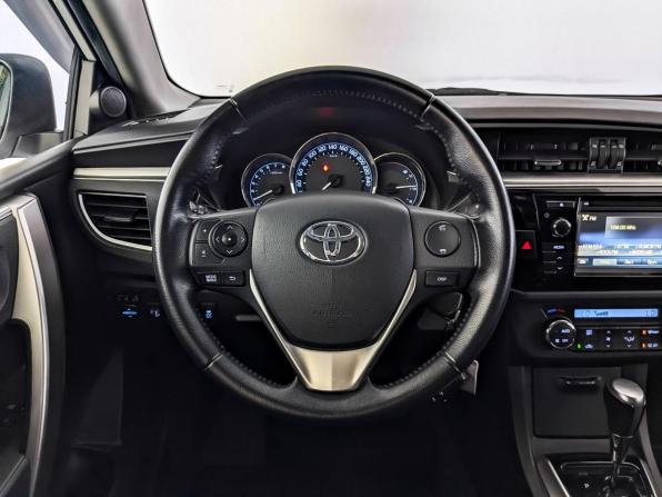 Toyota Corolla XI (E160 E170 E180) с пробегом 2013 года, цена 1 700 000 рублей, 86905 км, седан, Автокод Объявления