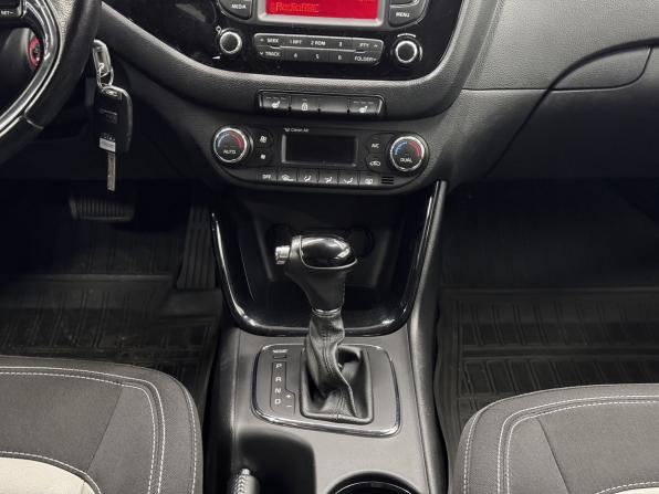 Kia Ceed II с пробегом 2014 года, цена 1 265 000 рублей, 140707 км, хэтчбек, Автокод Объявления