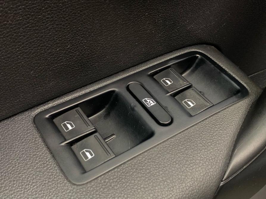 Volkswagen Polo V Рестайлинг Мурманск  - изображение 16