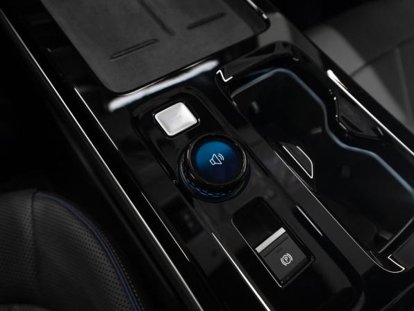 Volkswagen Tavendor I Рестайлинг с пробегом 2026 года, цена 6 000 000 рублей, 50 км, внедорожник, Автокод Объявления