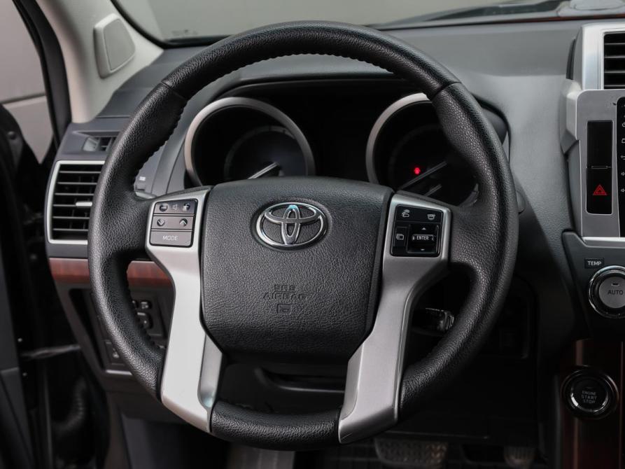 Toyota Land Cruiser Prado 150 Series Рестайлинг 1 Москва  - изображение 17