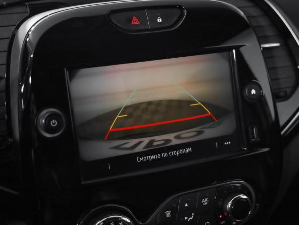 Renault Kaptur I Рестайлинг с пробегом 2021 года, цена 1 599 000 рублей, 136589 км, внедорожник, Автокод Объявления
