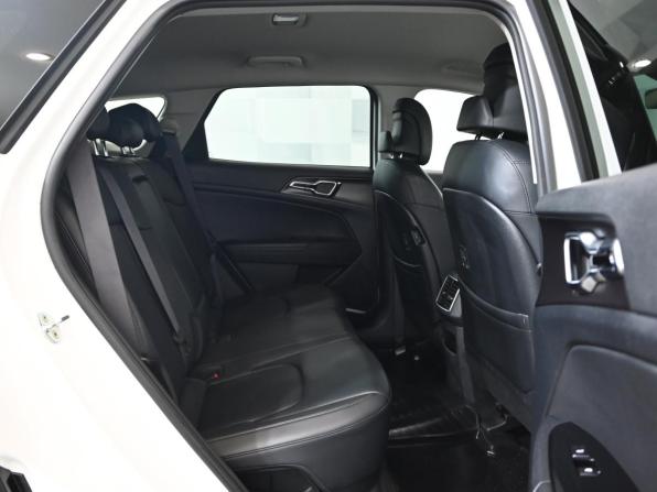 Kia Sportage V с пробегом 2022 года, цена 3 550 000 рублей, 58200 км, внедорожник, Автокод Объявления