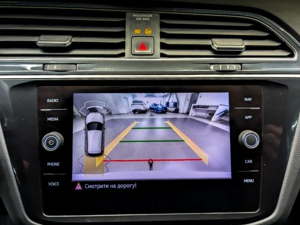 Volkswagen Tiguan II Рестайлинг с пробегом 2021 года, цена 2 950 000 рублей, 87181 км, внедорожник, Автокод Объявления