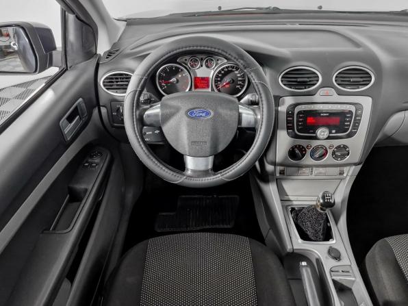 Ford Focus II Рестайлинг с пробегом 2009 года, цена 358 000 рублей, 202816 км, хэтчбек, Автокод Объявления
