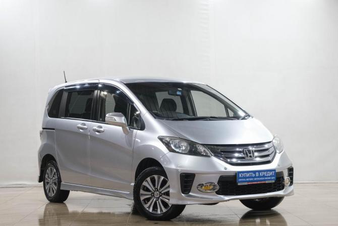 Honda Freed I Рестайлинг с пробегом 2013 года, цена 1 139 000 рублей, 201000 км, компактвэн, Автокод Объявления