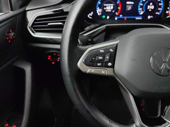 Volkswagen Polo VI с пробегом 2021 года, цена 1 648 000 рублей, 126535 км, лифтбек, Автокод Объявления