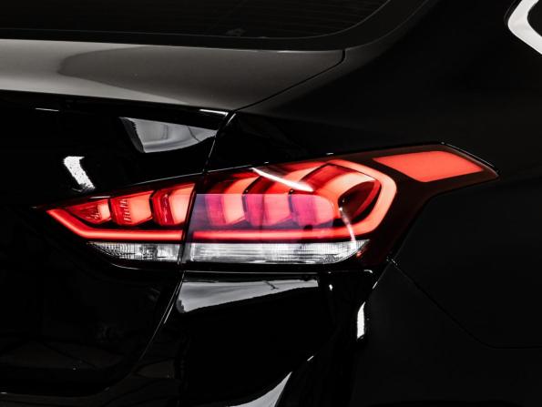 Hyundai Genesis II с пробегом 2016 года, цена 1 999 000 рублей, 105682 км, седан, Автокод Объявления