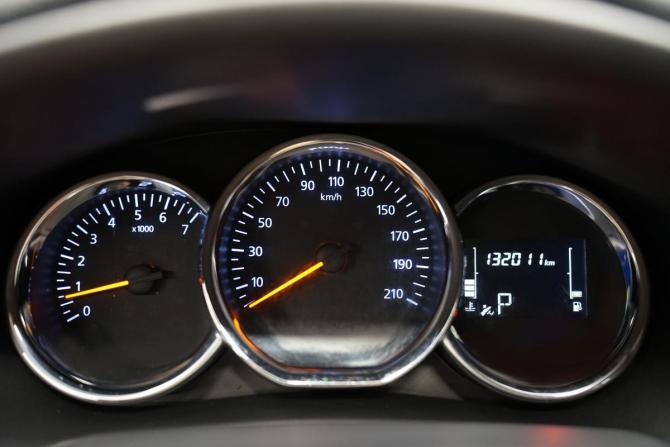 Renault Logan II Рестайлинг с пробегом 2020 года, цена 930 000 рублей, 132010 км, седан, Автокод Объявления