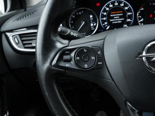 Opel Astra K Рестайлинг с пробегом 2020 года, цена 1 134 600 рублей, 181834 км, универсал, Автокод Объявления