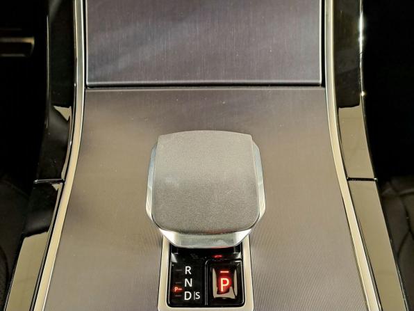 Land Rover Range Rover Velar I Рестайлинг с пробегом 2025 года, цена 8 850 000 рублей, 11226 км, внедорожник, Автокод Объявления