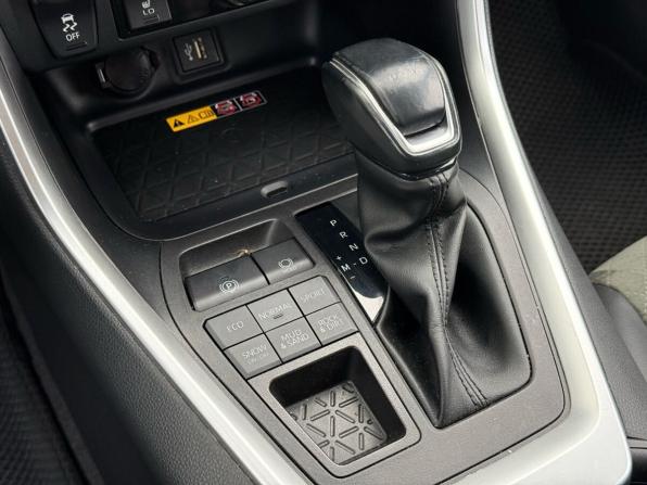 Toyota RAV4 V (XA50) с пробегом 2023 года, цена 3 552 000 рублей, 44300 км, внедорожник, Автокод Объявления
