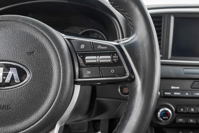 Kia Sportage IV Рестайлинг с пробегом 2021 года, цена 2 399 000 рублей, 88000 км, внедорожник, Автокод Объявления