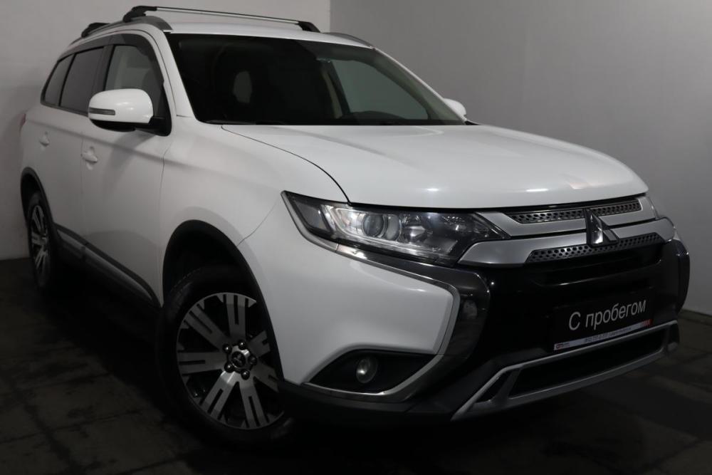 Mitsubishi Outlander III Рестайлинг 3 Санкт-Петербург  - изображение 1