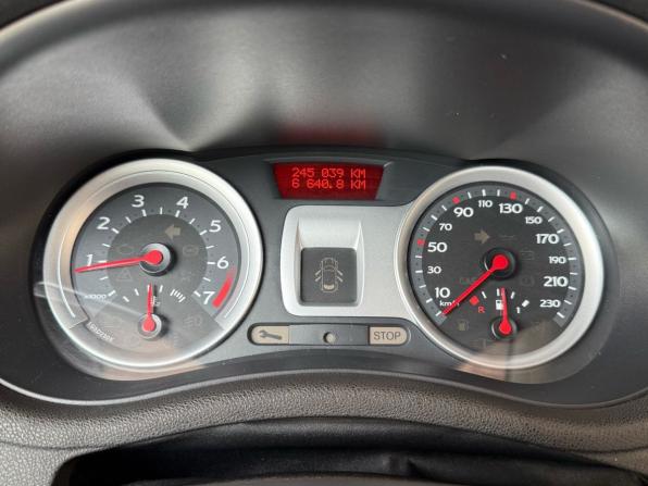 Renault Clio III с пробегом 2007 года, цена 425 000 рублей, 244000 км, хэтчбек, Автокод Объявления