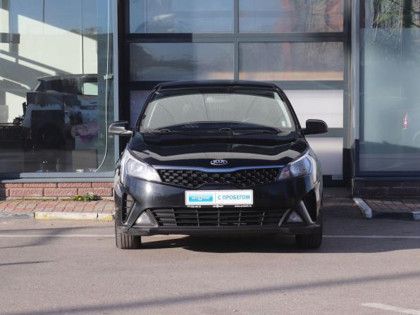 Kia Rio IV Рестайлинг с пробегом 2020 года, цена 1 212 000 рублей, 85000 км, седан, Автокод Объявления