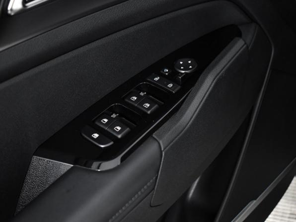 Kia Sportage V с пробегом 2022 года, цена 3 498 790 рублей, 17000 км, внедорожник, Автокод Объявления