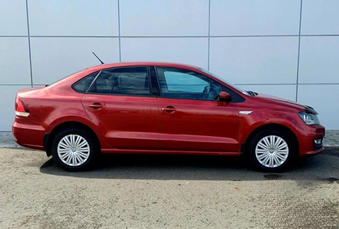 Volkswagen Polo V Рестайлинг с пробегом 2016 года, цена 930 000 рублей, 216355 км, седан, Автокод Объявления