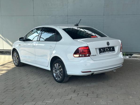 Volkswagen Polo V Рестайлинг с пробегом 2019 года, цена 1 390 000 рублей, 48126 км, седан, Автокод Объявления