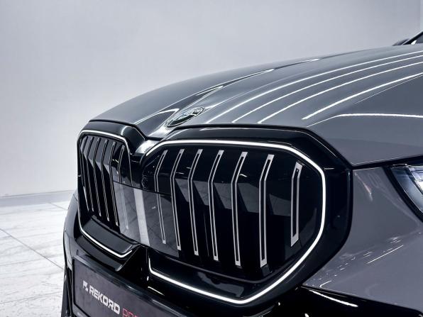 BMW 5 серии VIII (G60/G61/G68) с пробегом 2025 года, цена 7 900 000 рублей, 4097 км, седан, Автокод Объявления