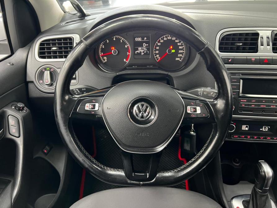 Volkswagen Polo V Рестайлинг Казань  - изображение 17