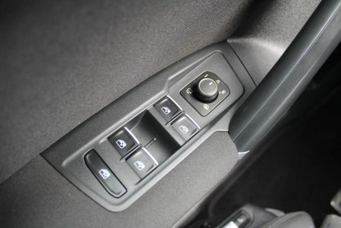 Volkswagen Tiguan II с пробегом 2018 года, цена 2 810 000 рублей, 48000 км, внедорожник, Автокод Объявления