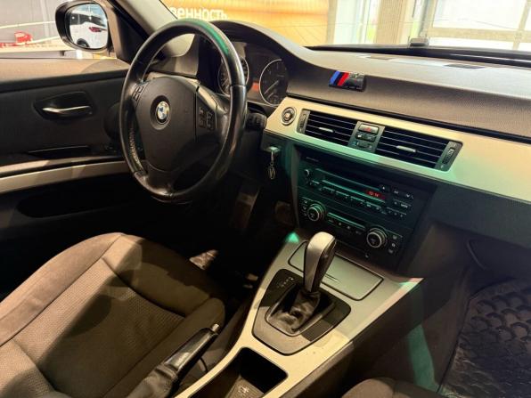 BMW 3 серии V (E90/E91/E92/E93) Рестайлинг с пробегом 2009 года, цена 999 000 рублей, 263000 км, седан, Автокод Объявления