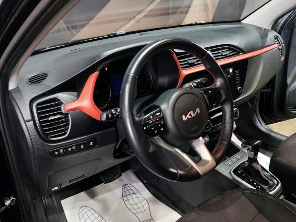 Kia Rio IV Рестайлинг с пробегом 2022 года, цена 1 729 000 рублей, 84266 км, хэтчбек, Автокод Объявления