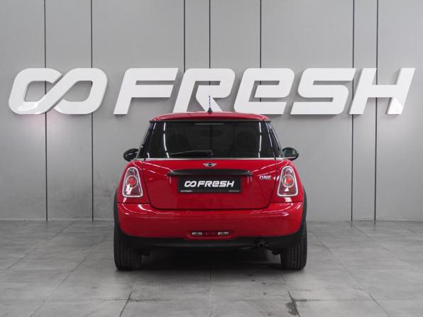Mini Hatch II (R56) Рестайлинг с пробегом 2011 года, цена 799 000 рублей, 162266 км, хэтчбек, Автокод Объявления