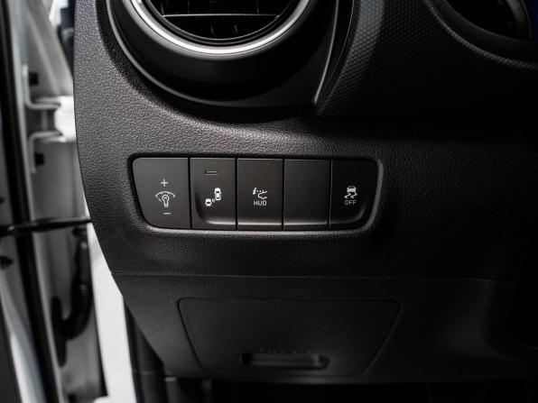 Hyundai Kona I с пробегом 2019 года, цена 1 950 000 рублей, 44820 км, внедорожник, Автокод Объявления