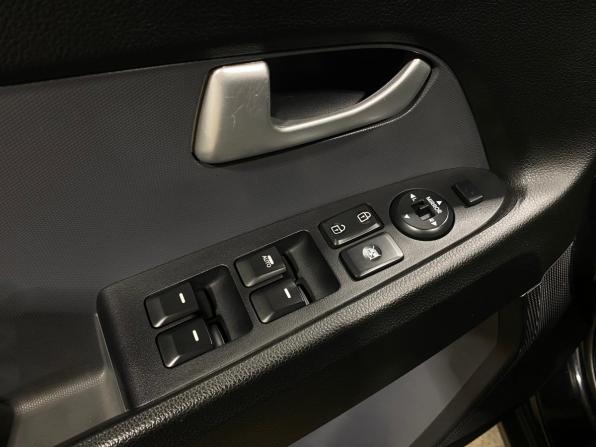 Kia Sportage III с пробегом 2011 года, цена 1 479 000 рублей, 149196 км, внедорожник, Автокод Объявления