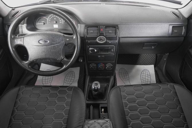 Lada (ВАЗ) Priora I с пробегом 2011 года, цена 449 000 рублей, 300000 км, хэтчбек, Автокод Объявления