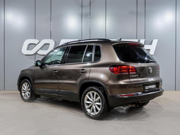 Volkswagen Tiguan I Рестайлинг с пробегом 2016 года, цена 1 589 000 рублей, 220787 км, внедорожник, Автокод Объявления