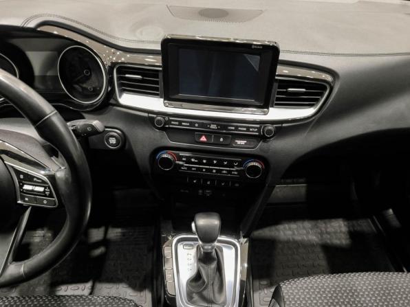 Kia Ceed III с пробегом 2019 года, цена 1 950 000 рублей, 56701 км, универсал, Автокод Объявления