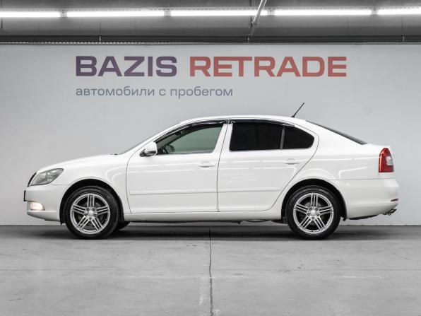 Skoda Octavia II (A5) Рестайлинг с пробегом 2013 года, цена 889 000 рублей, 254889 км, лифтбек, Автокод Объявления