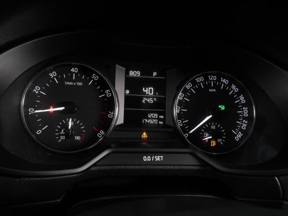 Skoda Octavia III (A7) Рестайлинг с пробегом 2017 года, цена 1 219 000 рублей, 174920 км, лифтбек, Автокод Объявления
