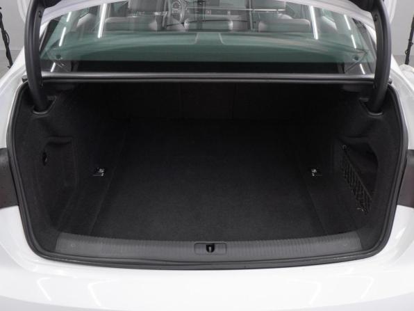 Audi A4 V (B9) с пробегом 2018 года, цена 2 037 000 рублей, 162649 км, седан, Автокод Объявления