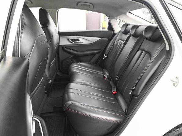BAIC U5 Plus с пробегом 2023 года, цена 1 365 000 рублей, 37158 км, седан, Автокод Объявления