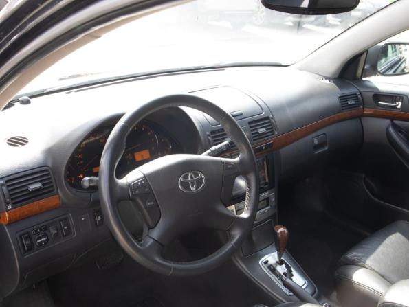 Toyota Avensis II Рестайлинг с пробегом 2006 года, цена 658 000 рублей, 290050 км, седан, Автокод Объявления