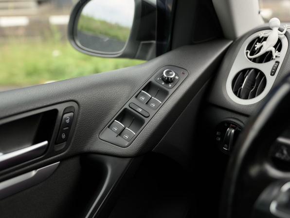Volkswagen Tiguan I Рестайлинг с пробегом 2013 года, цена 1 540 000 рублей, 191320 км, внедорожник, Автокод Объявления