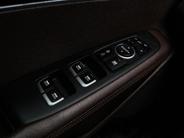 Kia Sorento III Prime Рестайлинг с пробегом 2019 года, цена 2 400 000 рублей, 184621 км, внедорожник, Автокод Объявления