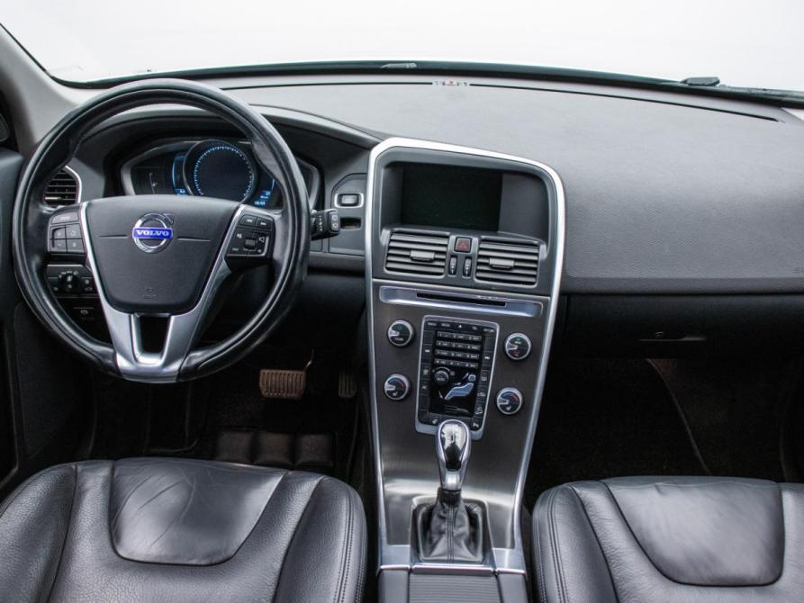 Volvo XC60 I Рестайлинг Москва  - изображение 13
